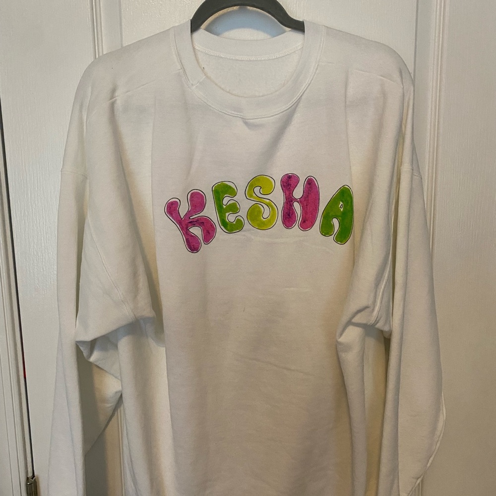 Kesha Sweatshirt XL